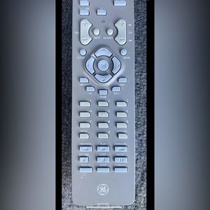 GE RCG311THM1‎ TV Remote Control D52GW12 D52GW12YX untested